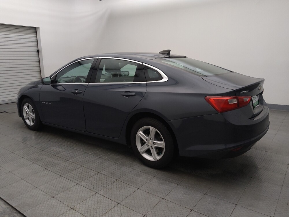 2020 Chevrolet Malibu in Houston, TX 77060 - 18141301 3