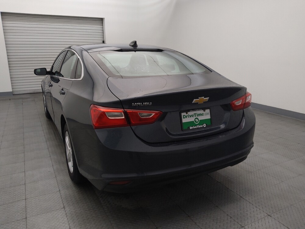 2020 Chevrolet Malibu in Houston, TX 77060 - 18141301 6