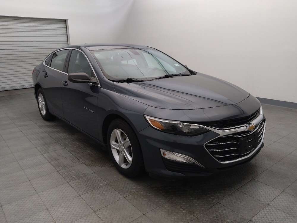 2020 Chevrolet Malibu in Houston, TX 77060 - 18141301 13