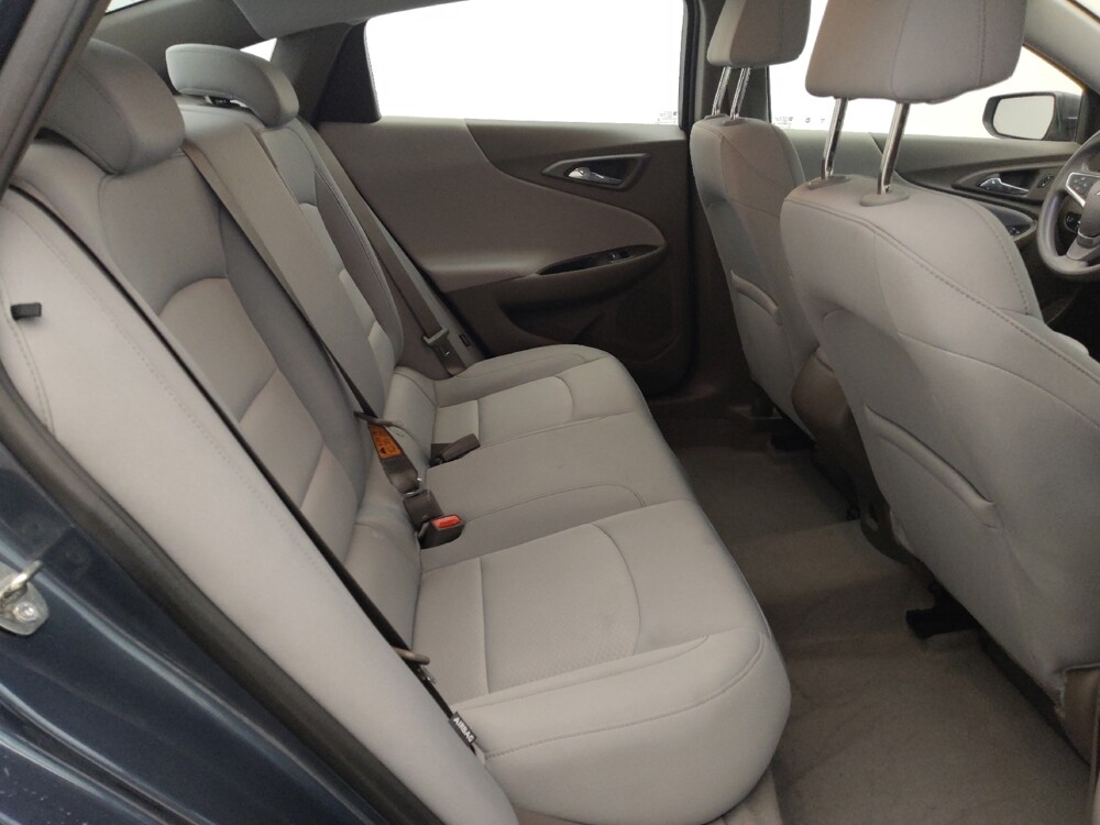 2020 Chevrolet Malibu in Houston, TX 77060 - 18141301 19