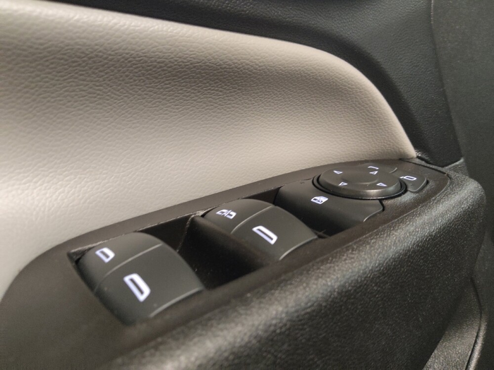 2022 Chevrolet Equinox in Arlington, TX 76011 - 18141302 27