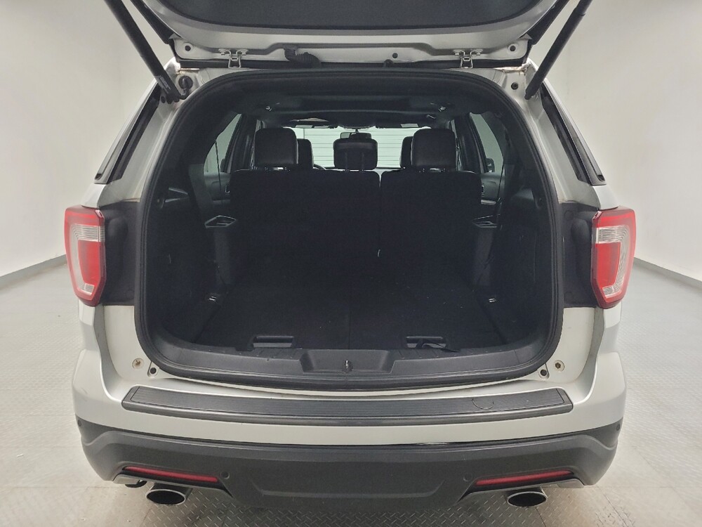 2018 Ford Explorer in Eastpointe, MI 48021 - 18141312 29