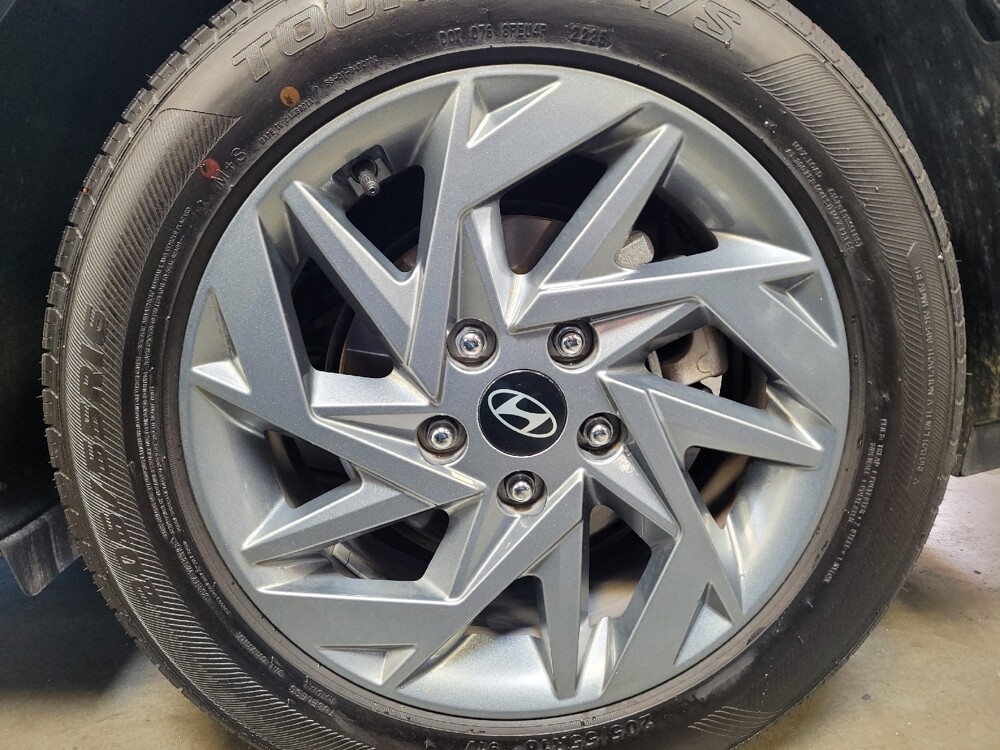2024 Hyundai Elantra in Riverside, CA 92504 - 18141315 31