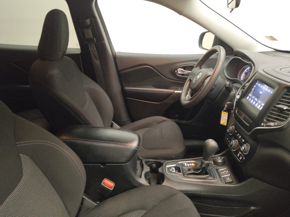 2020 Jeep Cherokee in Lombard, IL 60148 - 18141319 21
