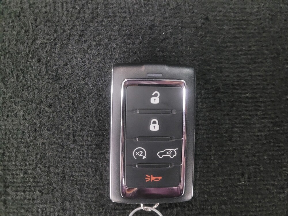 2023 Jeep Grand Cherokee in Indianapolis, IN 46219 - 18141327 32