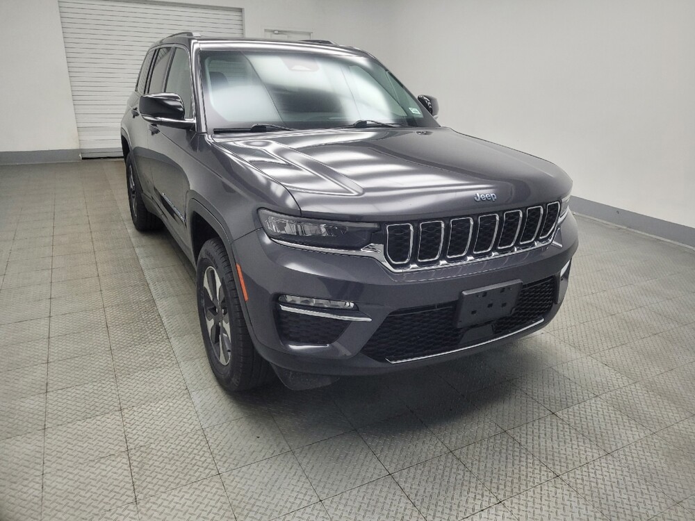 2023 Jeep Grand Cherokee in Indianapolis, IN 46219 - 18141327 13
