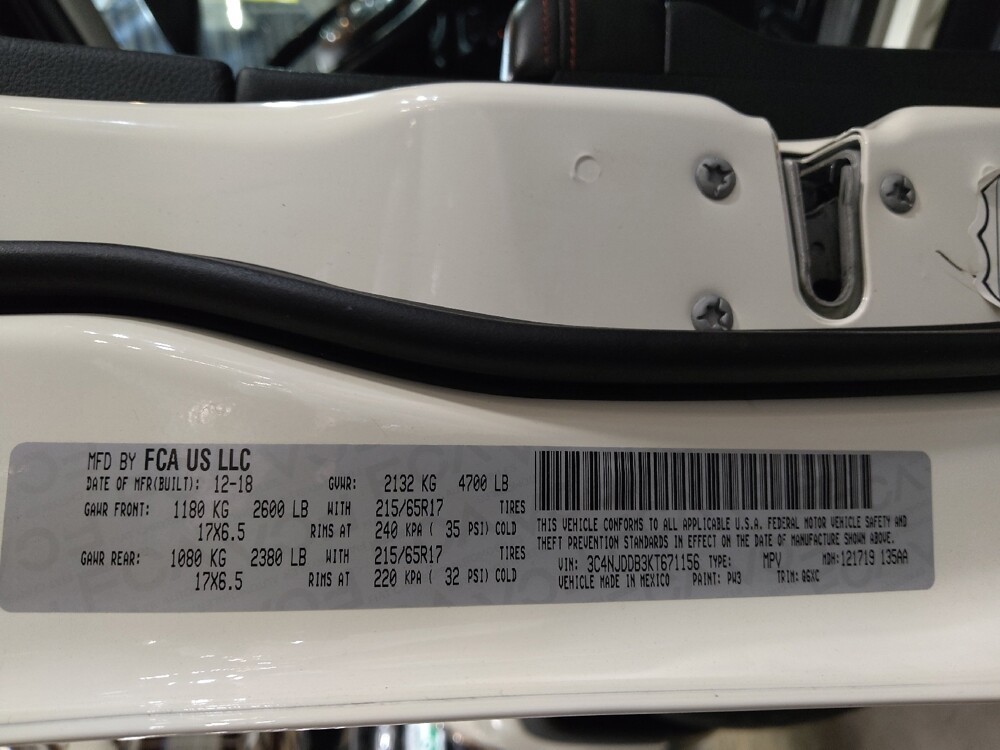 2019 Jeep Compass in Oklahoma City, OK 73139 - 18141328 33
