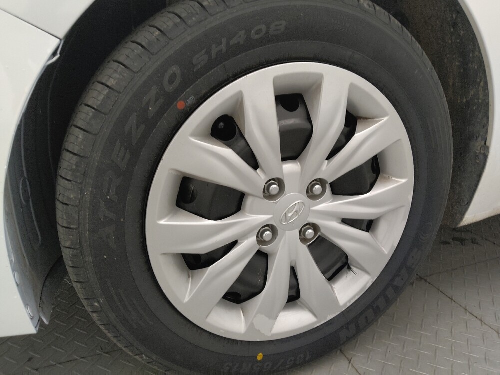 2021 Hyundai Accent in Greensboro, NC 27407 - 18141331 31