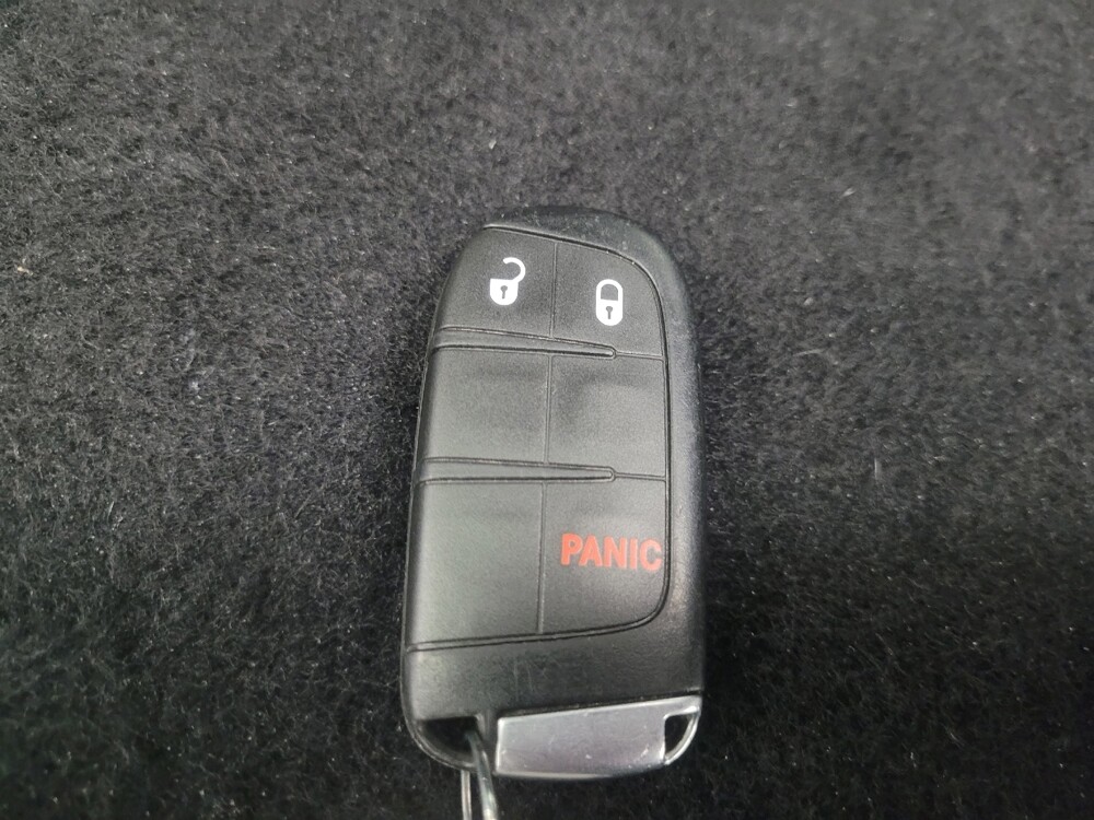 2019 Jeep Grand Cherokee in Indianapolis, IN 46219 - 18141336 32