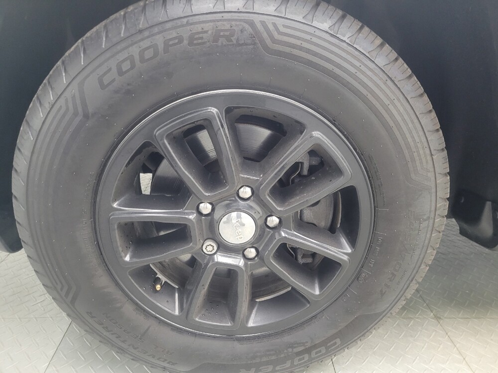 2019 Jeep Grand Cherokee in Indianapolis, IN 46219 - 18141336 31