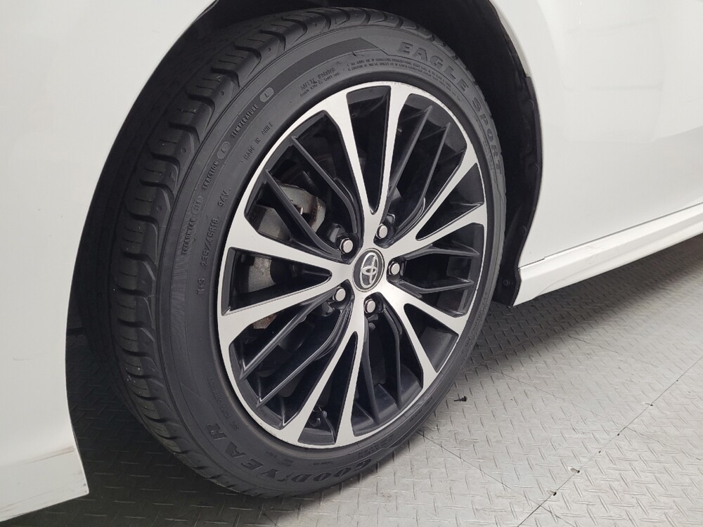 2020 Toyota Camry in Montclair, CA 91763 - 18141340 31