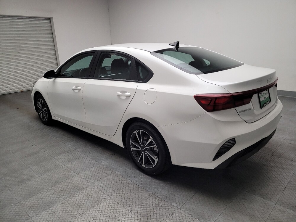 2024 Kia Forte in Montclair, CA 91763 - 18141341 5
