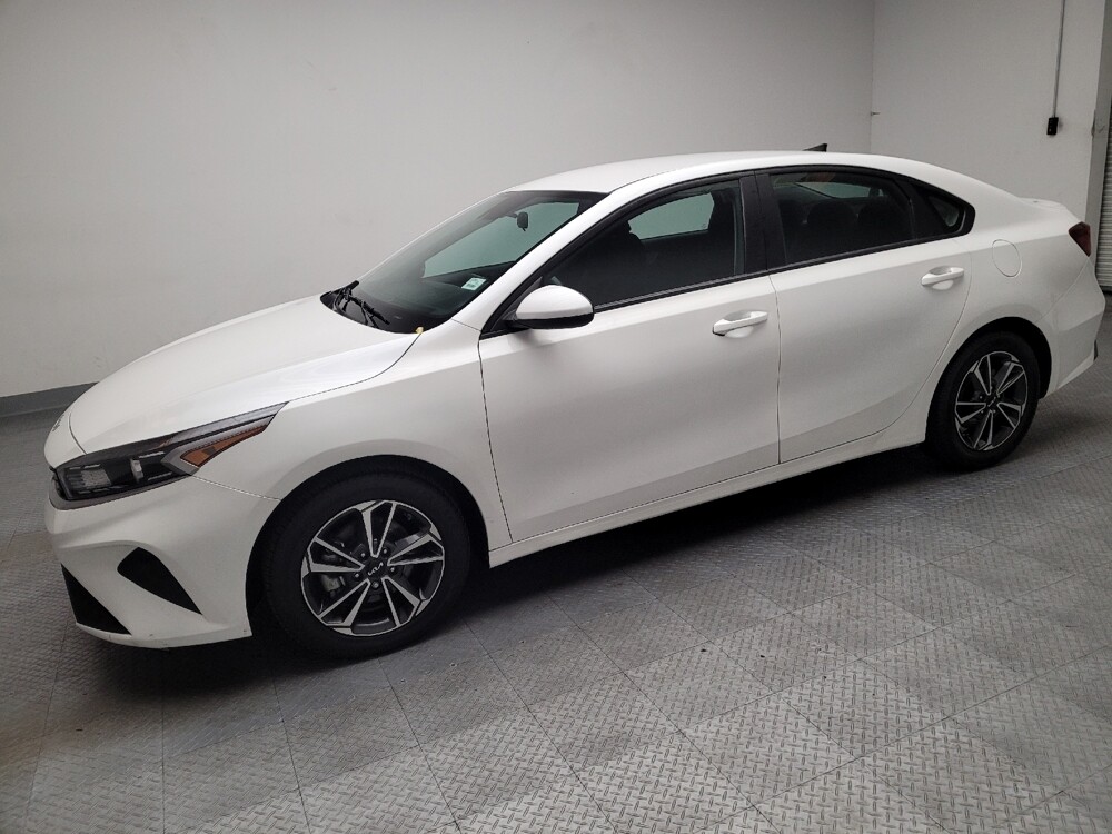 2024 Kia Forte in Montclair, CA 91763 - 18141341 2