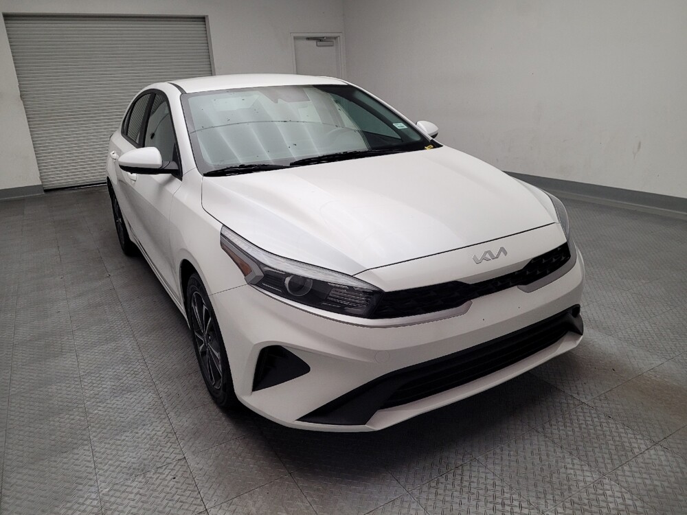 2024 Kia Forte in Montclair, CA 91763 - 18141341 14