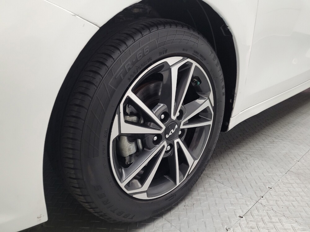 2024 Kia Forte in Montclair, CA 91763 - 18141341 31