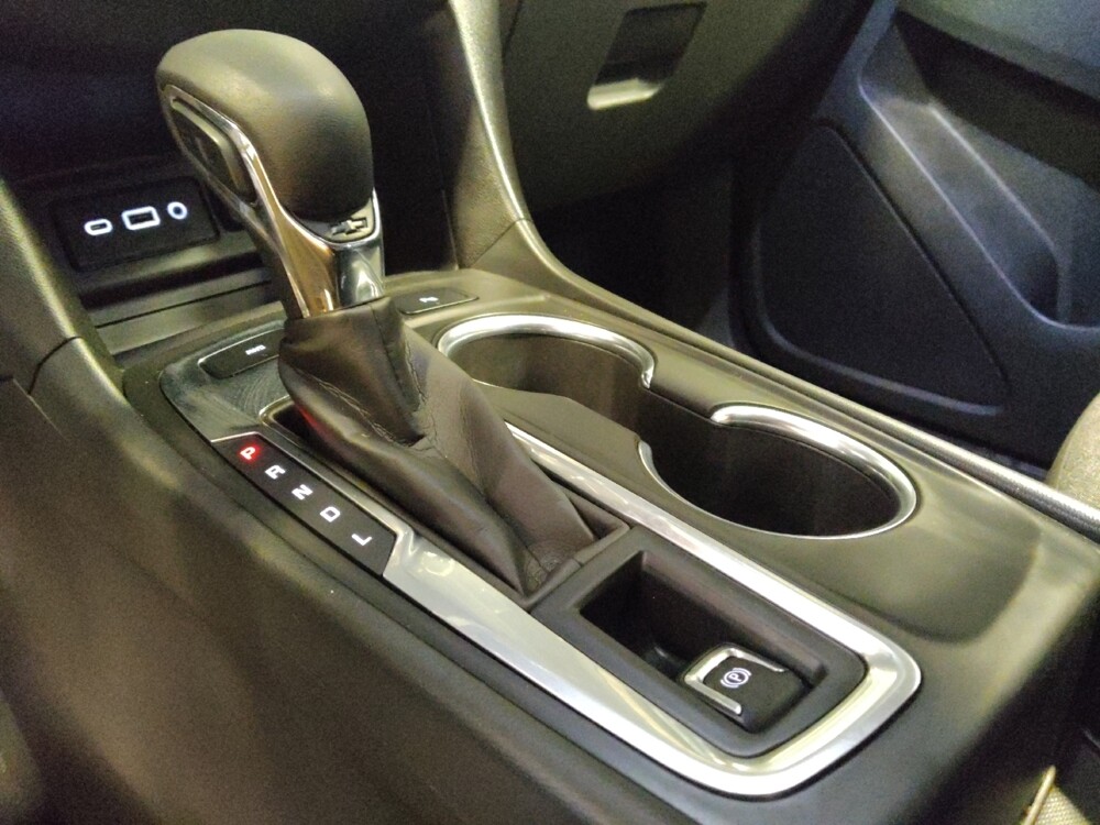 2022 Chevrolet Equinox in Glendale, AZ 85301 - 18141342 26