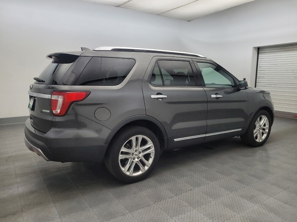 2017 Ford Explorer in Glendale, AZ 85301 - 18141345 10