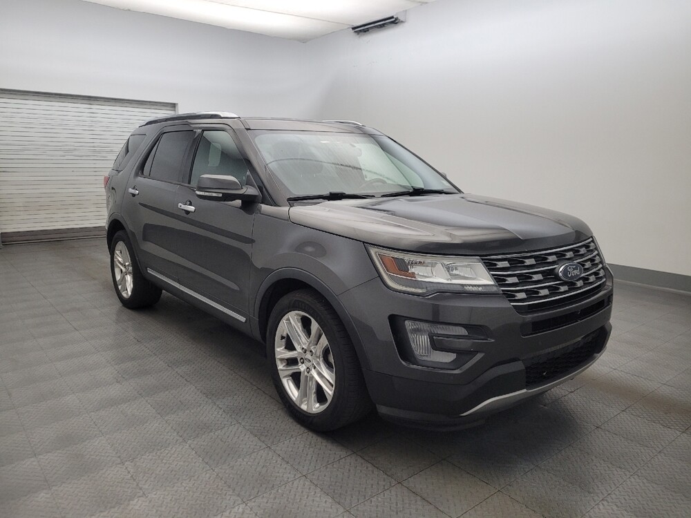 2017 Ford Explorer in Glendale, AZ 85301 - 18141345 13