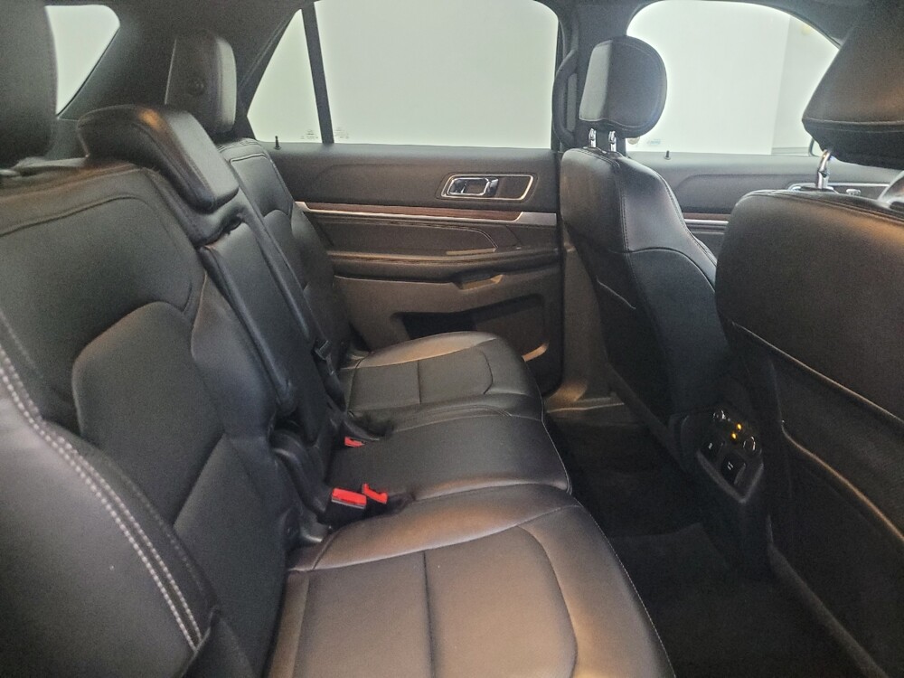 2017 Ford Explorer in Glendale, AZ 85301 - 18141345 19