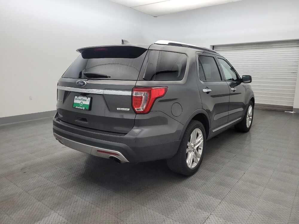 2017 Ford Explorer in Glendale, AZ 85301 - 18141345 9