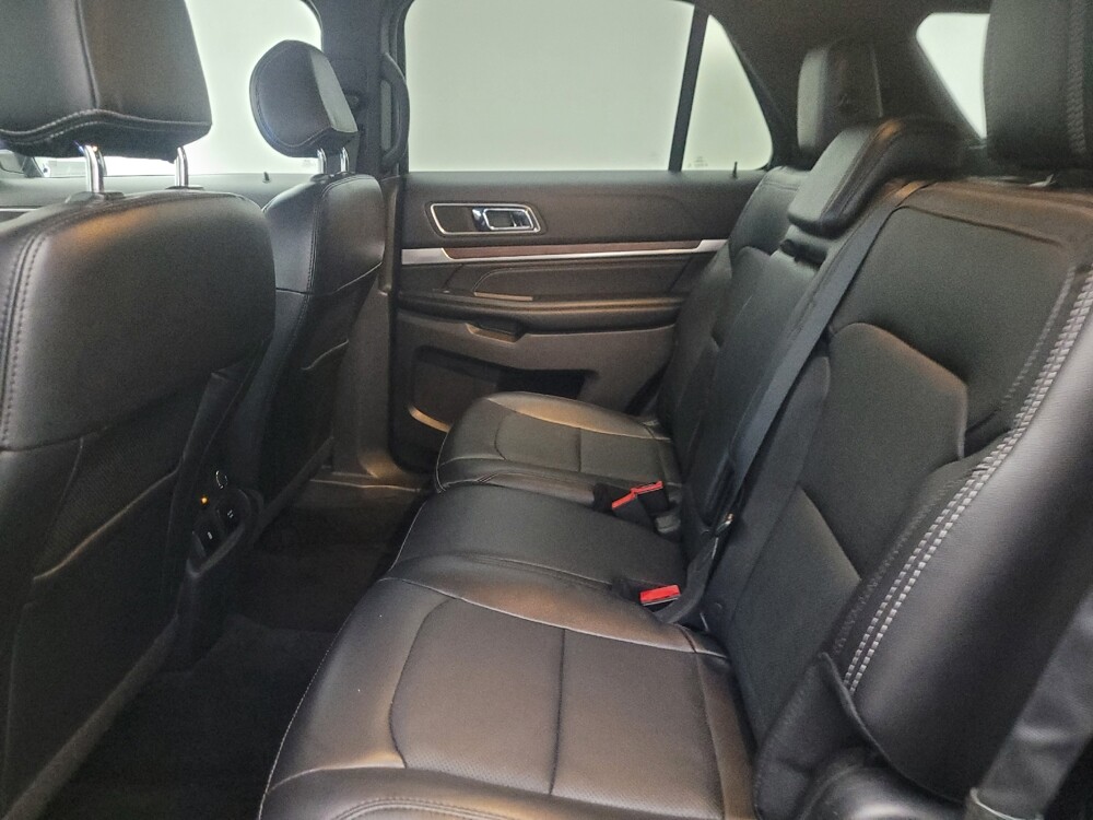 2017 Ford Explorer in Glendale, AZ 85301 - 18141345 18