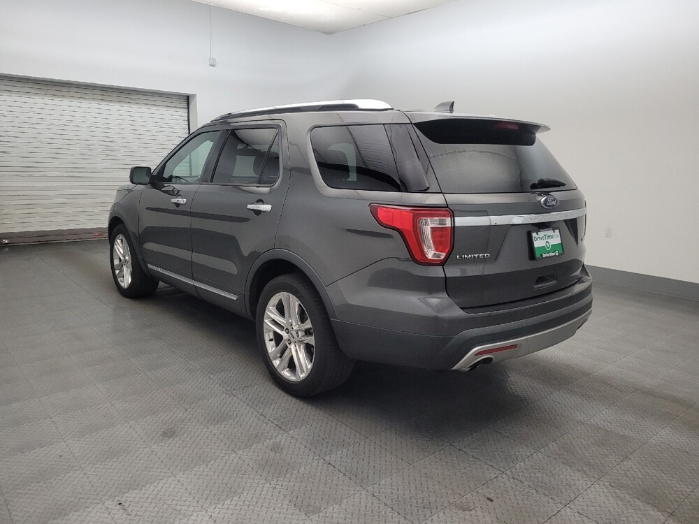 2017 Ford Explorer in Glendale, AZ 85301 - 18141345 5