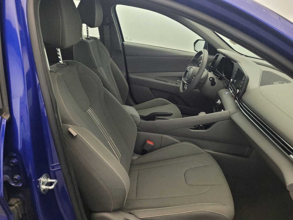 2023 Hyundai Elantra in Williamstown, NJ 8094 - 18141348 21