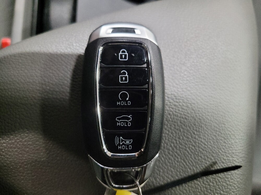 2023 Hyundai Elantra in Williamstown, NJ 8094 - 18141352 32