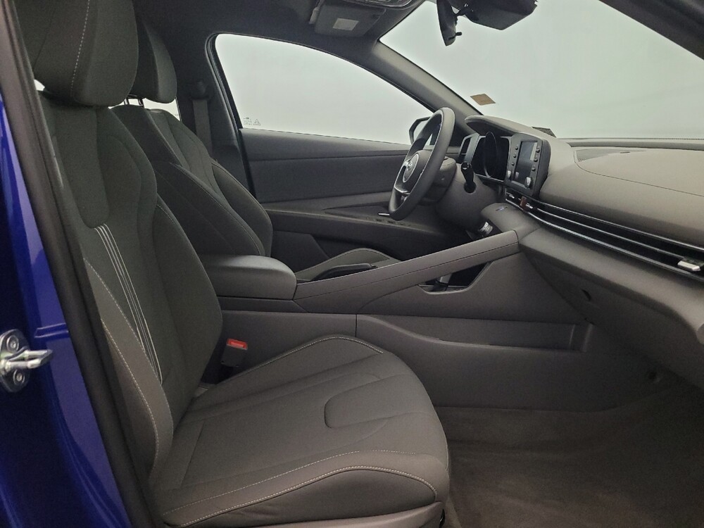 2023 Hyundai Elantra in Williamstown, NJ 8094 - 18141352 21