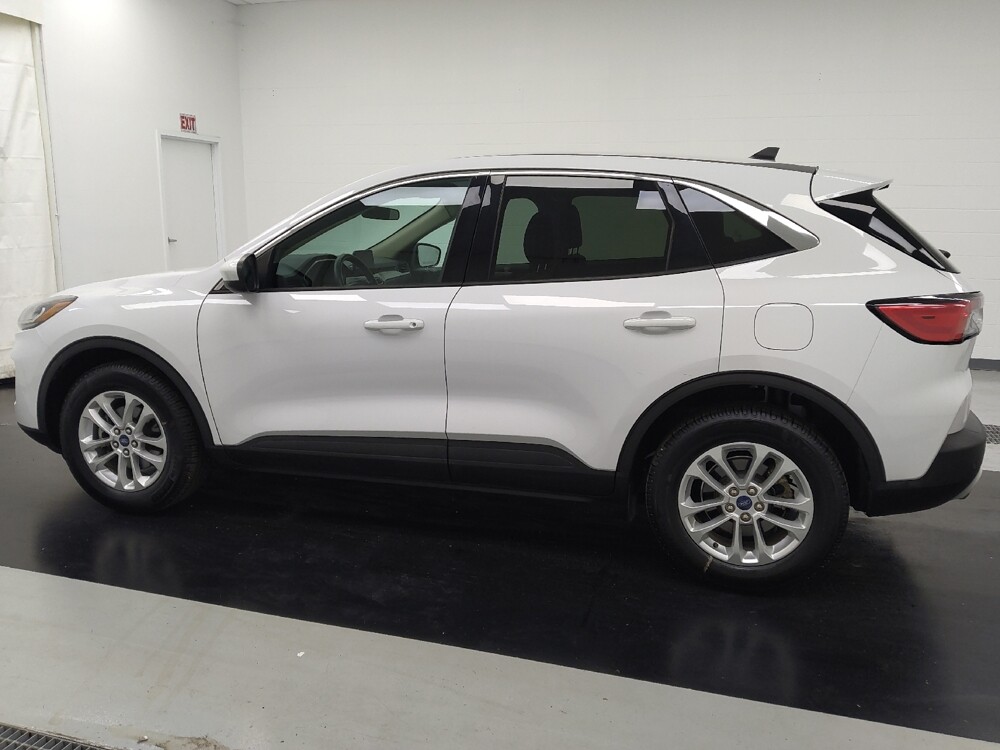 2020 Ford Escape in St. Louis, MO 63125 - 18141356 3
