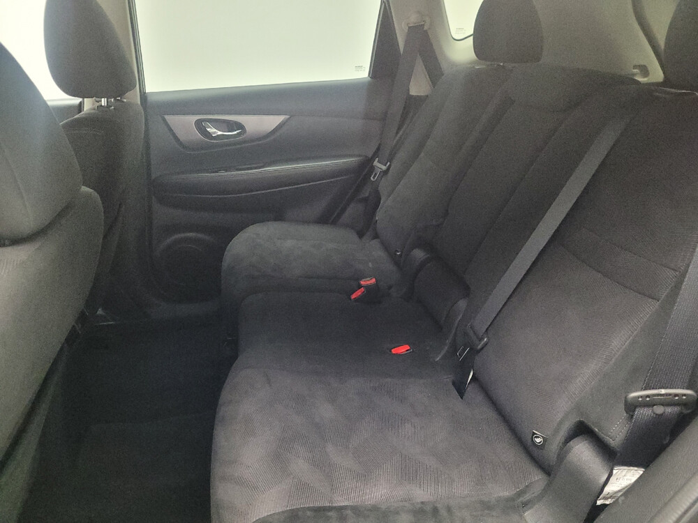 2015 Nissan Rogue in Downey, CA 90241 - 18141357 18