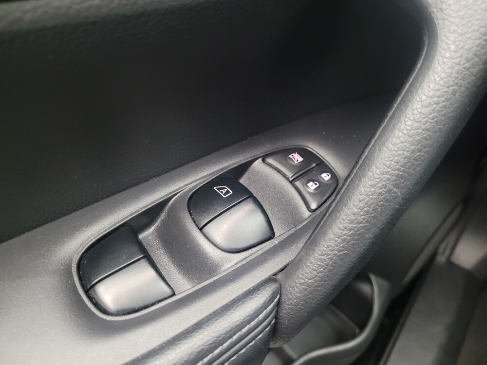2015 Nissan Rogue in Downey, CA 90241 - 18141357 27