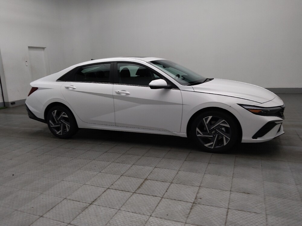 2025 Hyundai Elantra in Knoxville, TN 37923 - 18141360 11