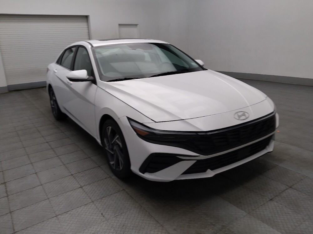 2025 Hyundai Elantra in Knoxville, TN 37923 - 18141360 13
