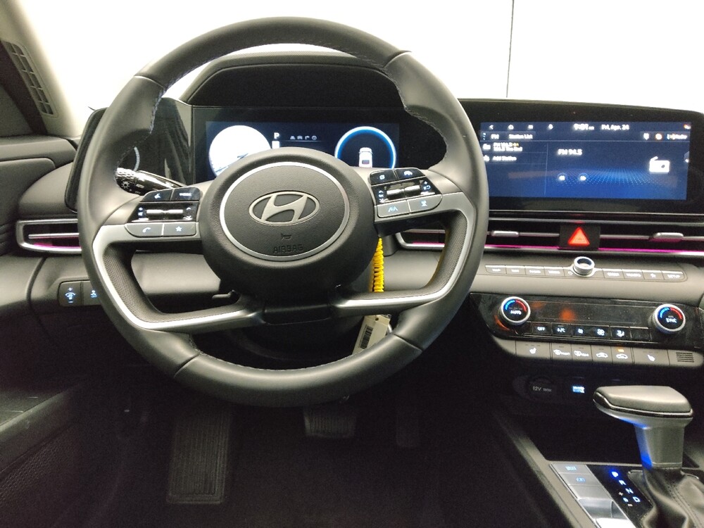 2025 Hyundai Elantra in Knoxville, TN 37923 - 18141360 22