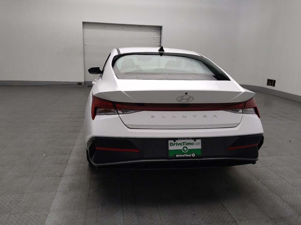 2025 Hyundai Elantra in Knoxville, TN 37923 - 18141360 6