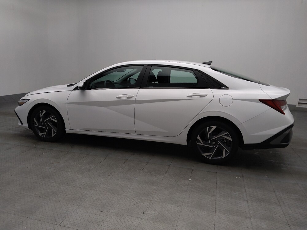 2025 Hyundai Elantra in Knoxville, TN 37923 - 18141360 3