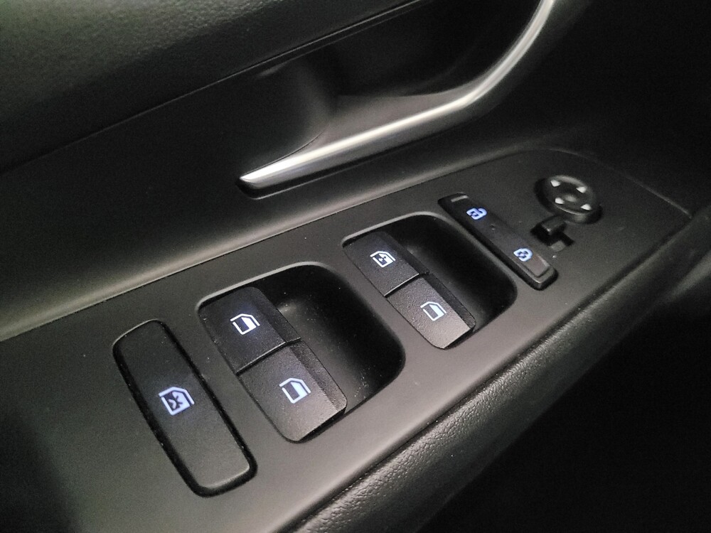 2025 Hyundai Elantra in Knoxville, TN 37923 - 18141360 27