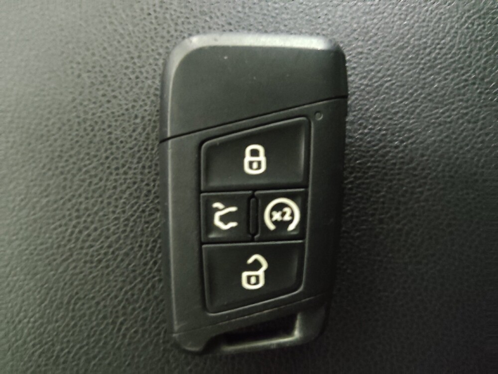 2020 Volkswagen Atlas in Charlotte, NC 28213 - 18141366 32