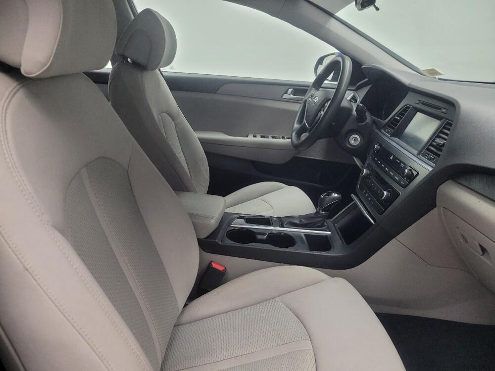 2016 Hyundai Sonata in Ft Wayne, IN 46805 - 18141369 21