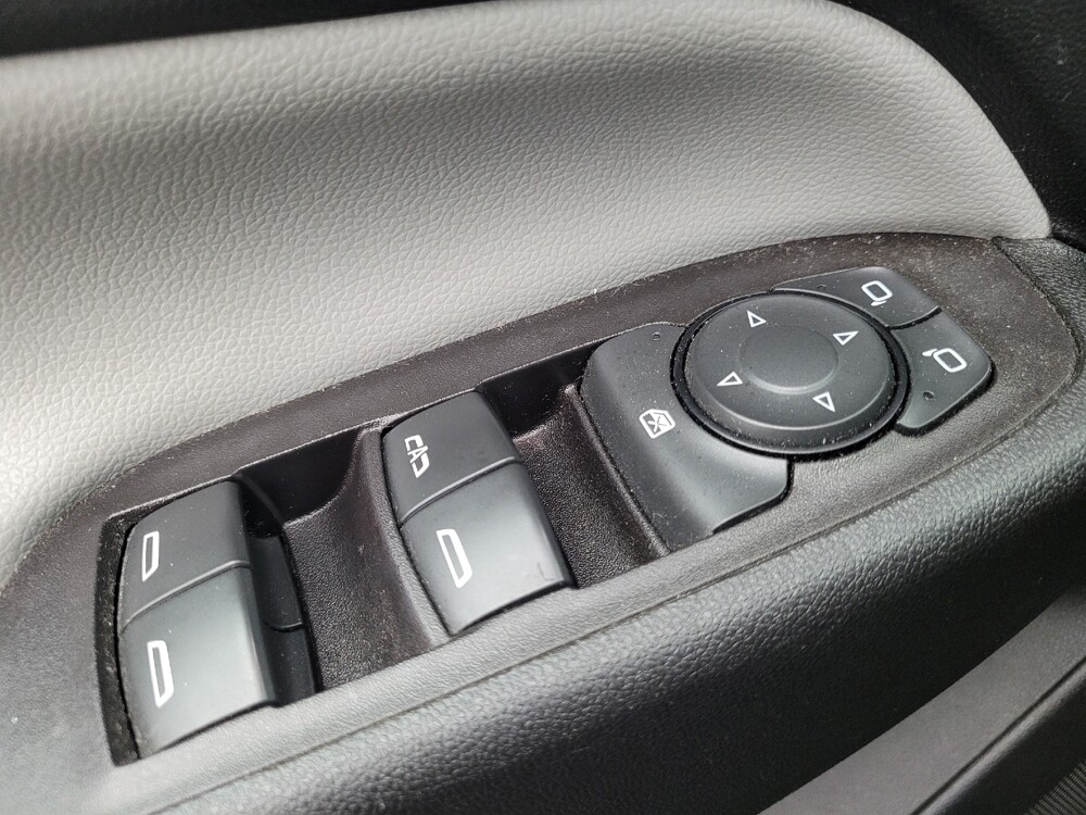 2020 Chevrolet Equinox in Huntsville, AL 35816 - 18141375 27