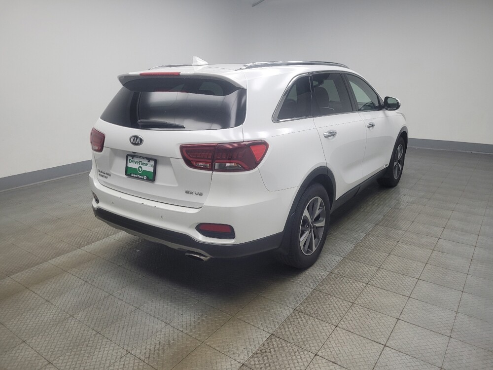 2019 Kia Sorento in Ft Wayne, IN 46805 - 18141377 9