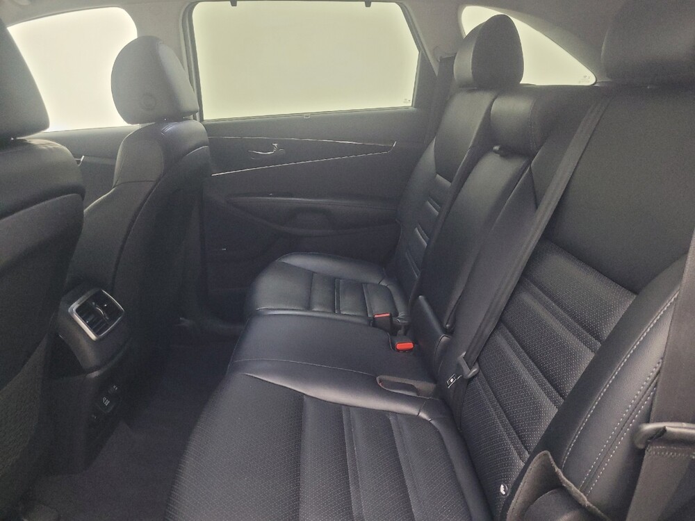 2019 Kia Sorento in Ft Wayne, IN 46805 - 18141377 18