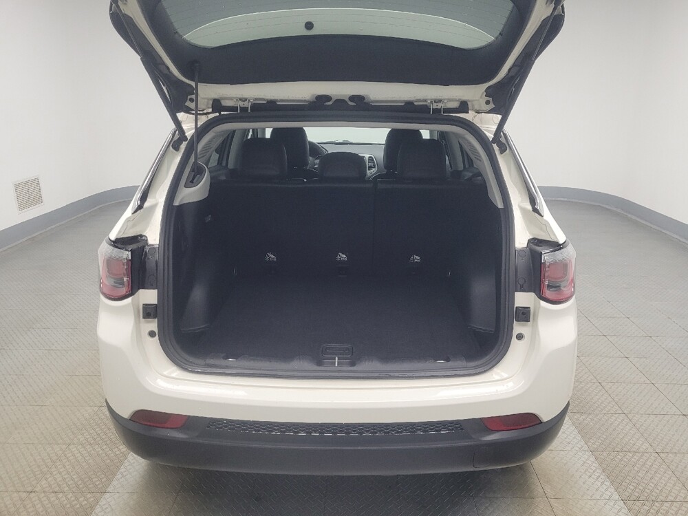 2018 Jeep Compass in Mishawaka, IN 46545 - 18141386 29