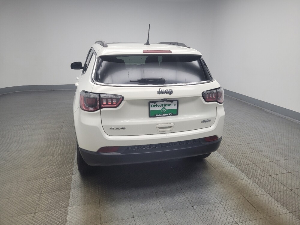 2018 Jeep Compass in Mishawaka, IN 46545 - 18141386 6