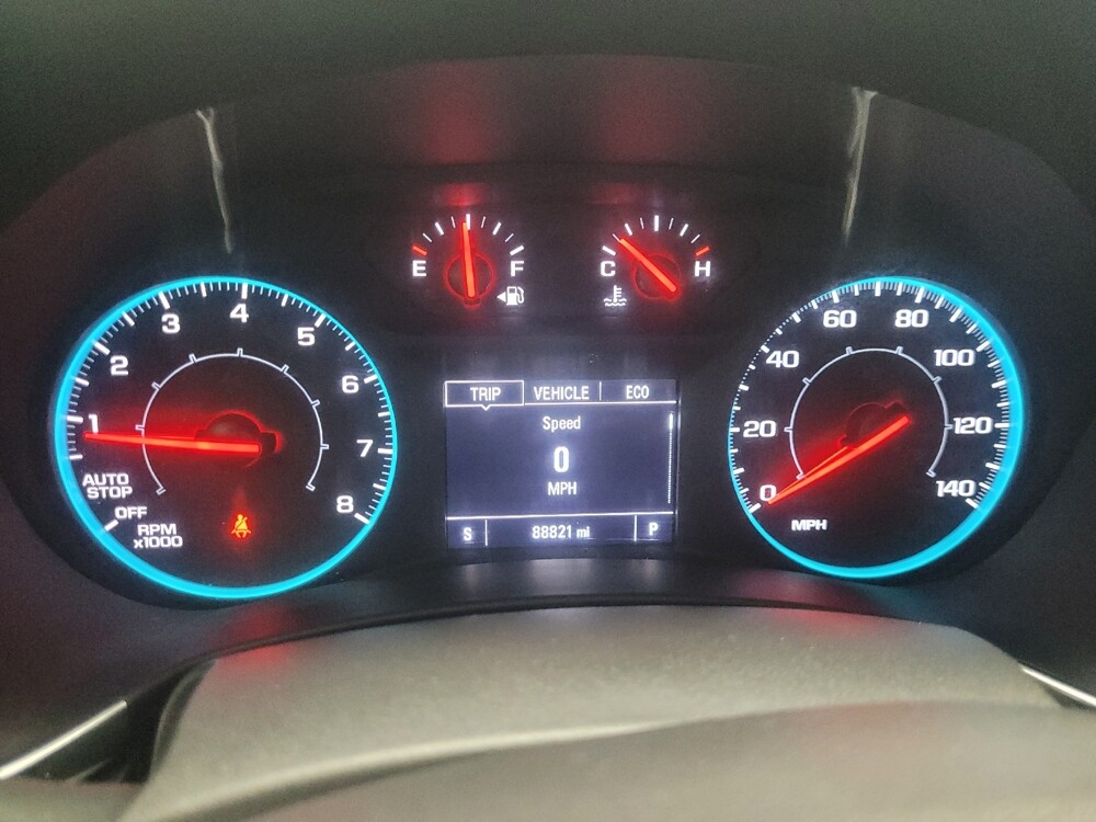 2020 Chevrolet Equinox in Indianapolis, IN 46219 - 18141388 23