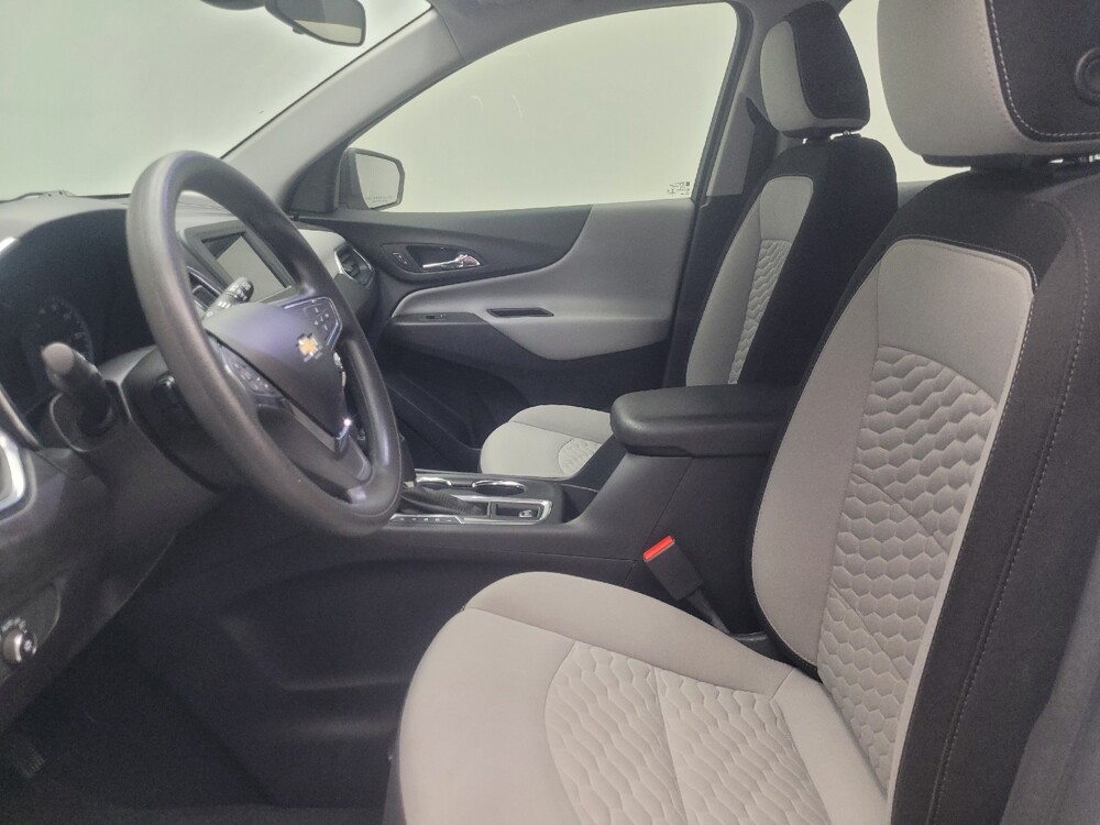 2020 Chevrolet Equinox in Indianapolis, IN 46219 - 18141388 17