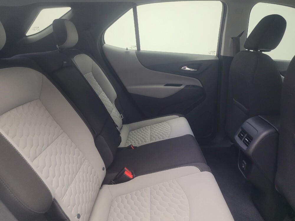 2020 Chevrolet Equinox in Indianapolis, IN 46219 - 18141388 19