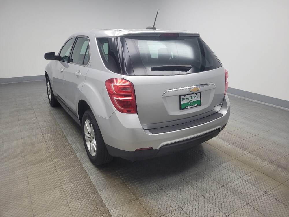 2017 Chevrolet Equinox in Mishawaka, IN 46545 - 18141389 5