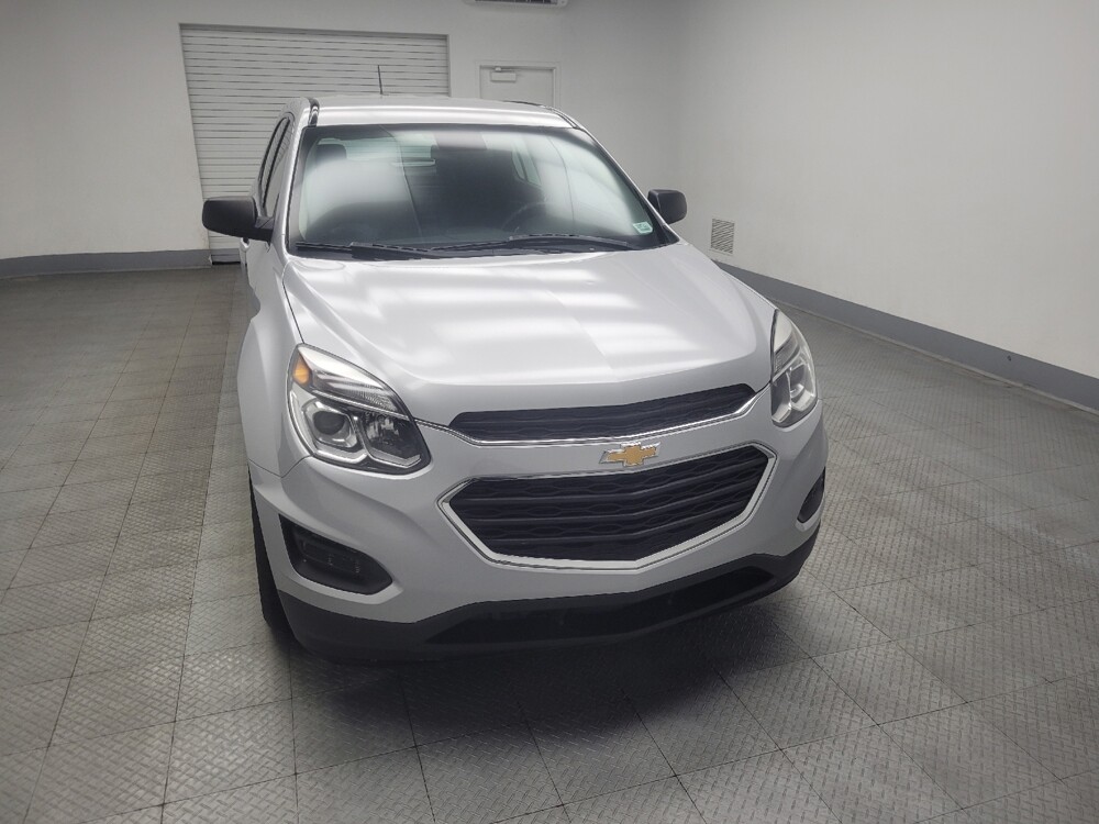 2017 Chevrolet Equinox in Mishawaka, IN 46545 - 18141389 14